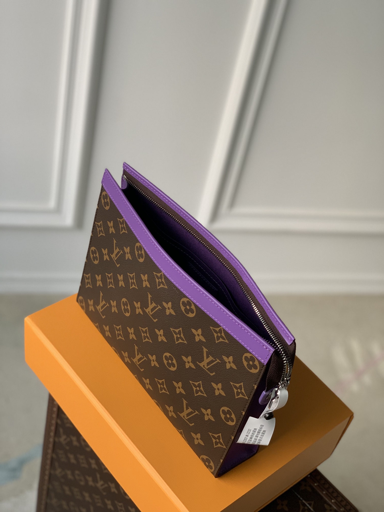 LV Clutch Bags